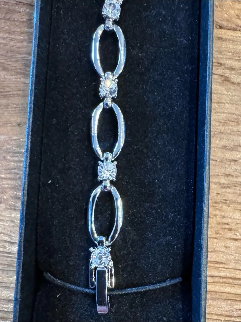 Delicate Silver Link Bracelet with Clear Stones - Women